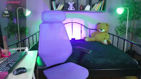 Snapshot of sabrina_bloom_ chatting on September 2025 01:15:01 PM sabri online show from September 2025 01:15:01 PM