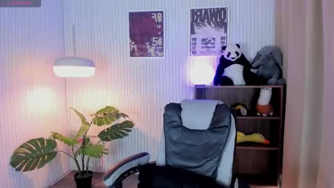 Snapshot of sabrina_bloom_ chatting on December 2025 04:15:01 PM sabri online show from December 2025 04:15:01 PM