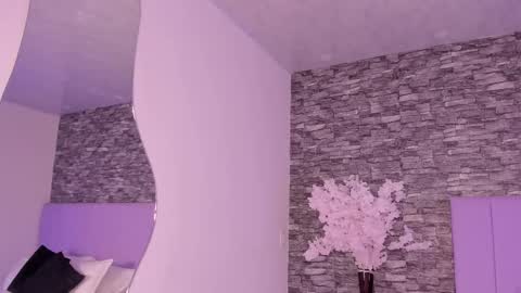 sabrina_f0xx online show from March 2026 05:52:02 PM