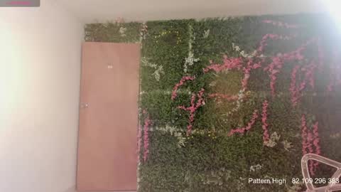 sabrina_geek online show from October 2025 02:08:01 AM