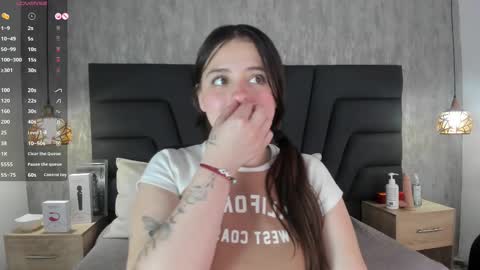 Sabrina Maria online show from March 2025 11:38:01 PM