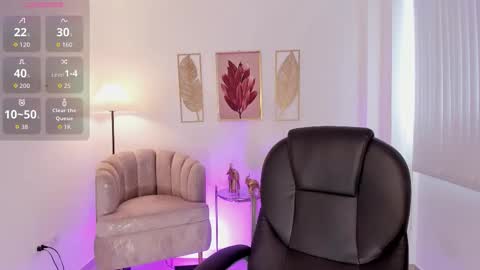 Sabrina online show from October 2025 07:58:02 PM