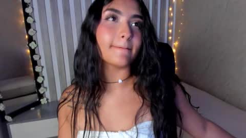 mariana  online show from February 2025 07:44:02 AM