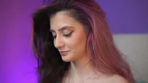  Sabrina  online show from April 2026 08:18:01 PM