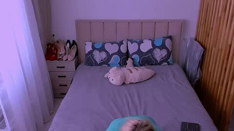 Snapshot of sabrinamacmarren chatting on May 2026 11:03:02 AM Sabrina MacMarren online show from May 2026 11:03:02 AM