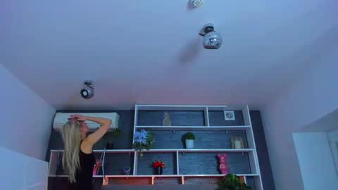 Sabrina online show from February 2026 06:31:01 PM