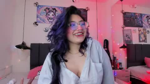 Snapshot of sabrinav_ chatting on May 2026 11:26:02 AM Sabrina online show from May 2026 11:26:02 AM