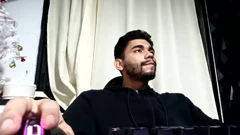 Snapshot of sack_rojas chatting on December 2024 06:33:02 AM Sack online show from December 2024 06:33:02 AM