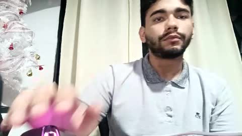 Snapshot of sack_rojas chatting on December 2024 06:43:02 AM Sack online show from December 2024 06:43:02 AM