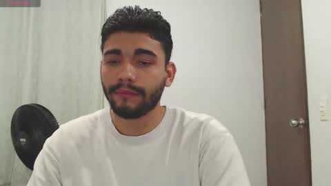 Snapshot of sack_rojas chatting on September 2025 01:44:02 AM Sack online show from September 2025 01:44:02 AM