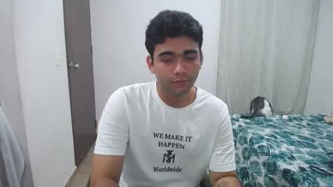 Snapshot of sack_rojas chatting on November 2025 01:49:01 AM Sack online show from November 2025 01:49:01 AM