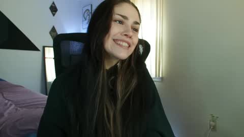 Sadie Renee  online show from December 2024 08:25:01 PM