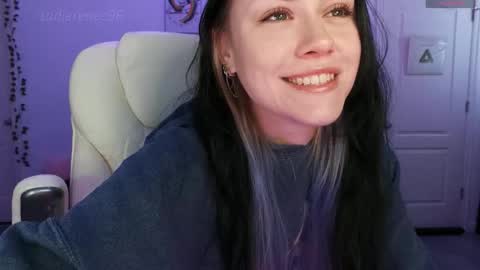 Sadie Renee  online show from November 2025 12:11:01 AM