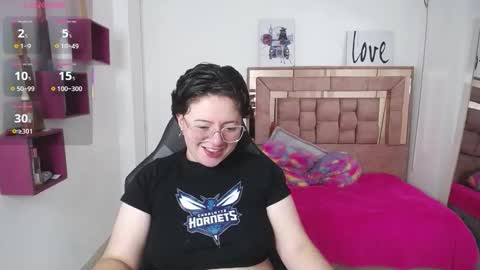 SAFYKA online show from November 2025 03:18:02 AM