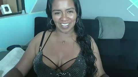 Snapshot of saggil_0385 chatting on April 2026 08:06:02 AM saggil_0385 online show from April 2026 08:06:02 AM