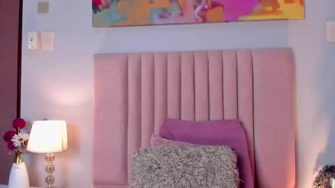 Sagira Belle online show from October 2025 06:37:01 PM