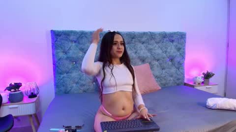 Snapshot of sahmanta_rose chatting on February 2026 03:11:02 AM S A H M A N T A R O S E online show from February 2026 03:11:02 AM