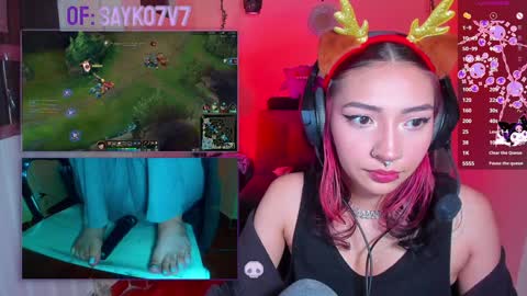 Snapshot of saiko7w7 chatting on December 2024 01:04:02 AM OF 15 off -  online show from December 2024 01:04:02 AM