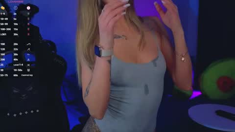 Snapshot of saillise chatting on February 2025 08:19:02 PM Sofia online show from February 2025 08:19:02 PM