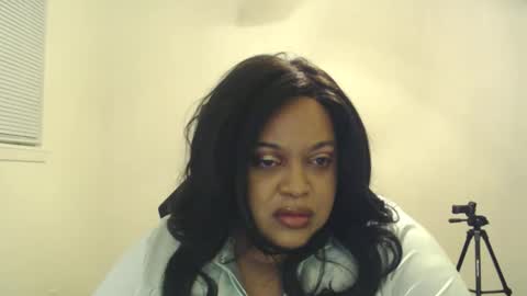 Queen Serenity online show from May 2026 06:43:02 AM