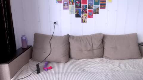 Sofia online show from February 2025 11:58:01 AM