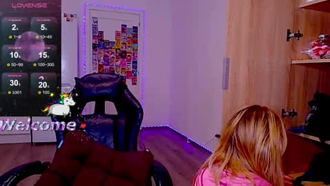 Sofia online show from March 2026 12:40:01 AM