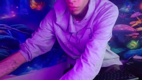 Snapshot of saint_boyy chatting on February 2025 03:13:02 AM saint boy online show from February 2025 03:13:02 AM