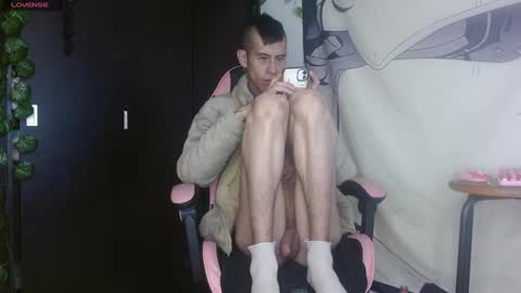 Snapshot of saint_boyy chatting on September 2025 01:38:02 PM saint boy online show from September 2025 01:38:02 PM