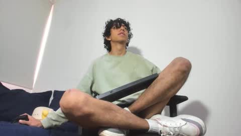 saint_dark online show from December 2025 01:17:04 PM