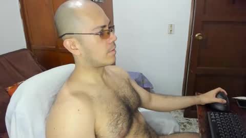 saintedy01 online show from October 2025 12:39:02 PM