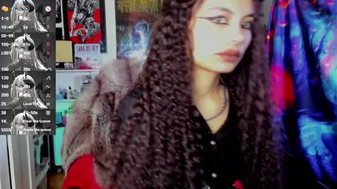    online show from February 2025 07:04:02 AM