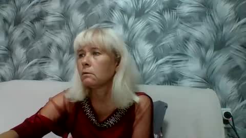 Snapshot of sakura_blonde chatting on September 2025 10:31:02 AM sakura_blonde online show from September 2025 10:31:02 AM