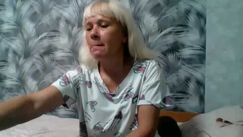 Snapshot of sakura_blonde chatting on October 2025 06:43:01 AM sakura_blonde online show from October 2025 06:43:01 AM
