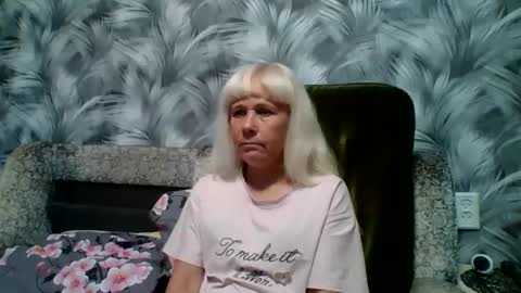 Snapshot of sakura_blonde chatting on October 2025 08:25:01 AM sakura_blonde online show from October 2025 08:25:01 AM