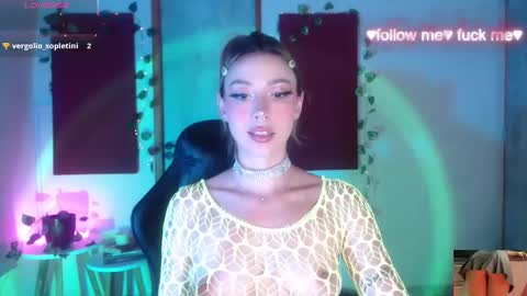 Sakura online show from September 2025 03:53:01 AM