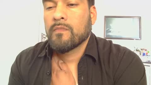 sal cumplaciente online show from May 2026 10:06:01 PM