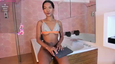 Snapshot of salem_smith_ chatting on April 2026 11:34:01 AM salem_smith_ online show from April 2026 11:34:01 AM