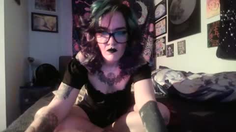 Snapshot of salemsslut chatting on December 2024 01:12:02 PM salemsslut online show from December 2024 01:12:02 PM