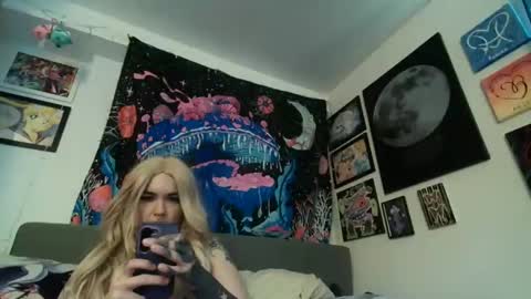 Snapshot of salemsslut chatting on January 2025 07:10:02 PM salemsslut online show from January 2025 07:10:02 PM