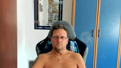 salichris online show from July 2026 02:42:02 PM