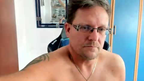 salichris online show from July 2026 03:54:02 PM