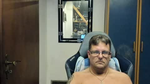 salichris online show from August 2026 04:53:02 PM