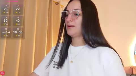 Snapshot of sally_azmani_ chatting on July 2026 01:59:02 PM Silvia online show from July 2026 01:59:02 PM