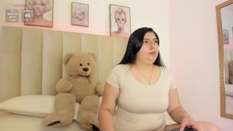 Snapshot of sally_dvine chatting on April 2026 01:42:02 PM Sally online show from April 2026 01:42:02 PM