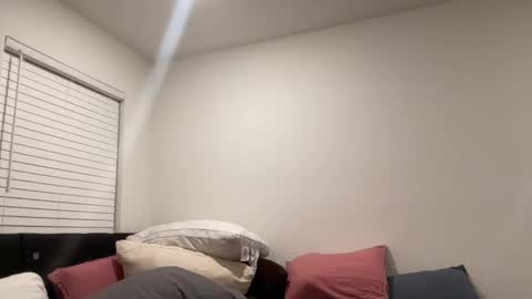 Snapshot of sallyssexypanties chatting on December 2024 02:32:01 AM Ember slight online show from December 2024 02:32:01 AM