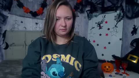 Snapshot of sallyverda chatting on October 2025 06:40:02 PM Sally online show from October 2025 06:40:02 PM