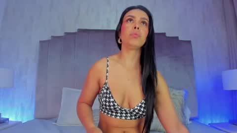 Marcela online show from September 2025 12:32:01 PM