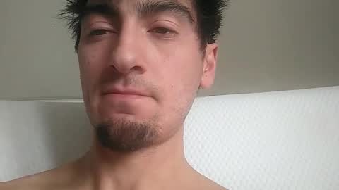 salmonman1305 online show from December 2025 04:47:02 PM