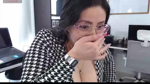 Salome online show from January 2026 09:28:02 PM