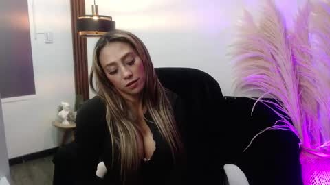 Snapshot of salome_drasin chatting on September 2025 04:38:02 AM salome_drasin online show from September 2025 04:38:02 AM